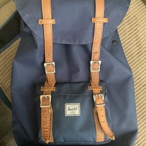 Herschel used back pack!